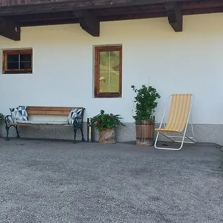 Zellner Apartment *